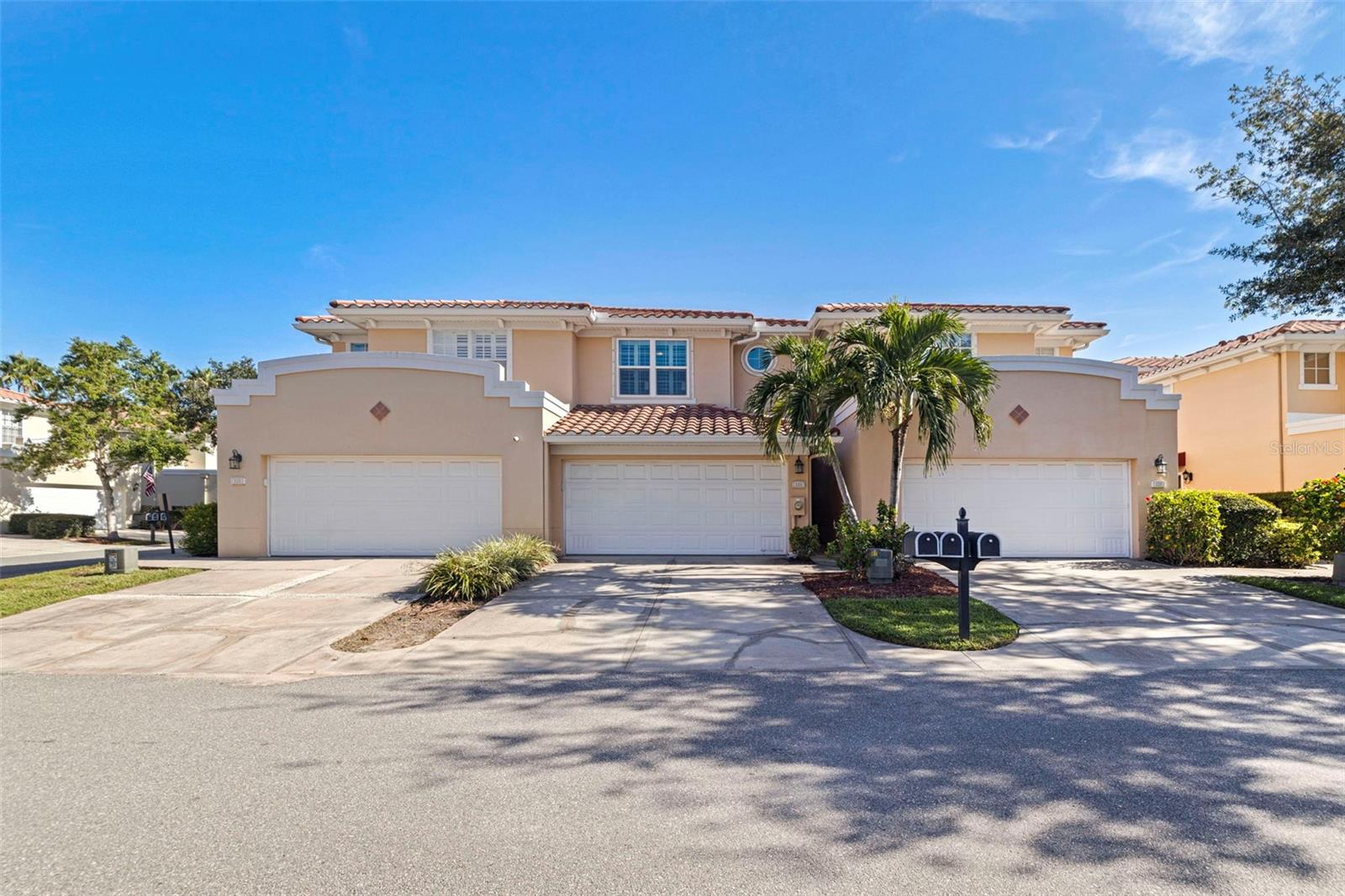 123 Valencia Cir