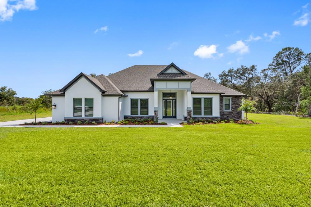 17521 Lippizan Ln photo 1