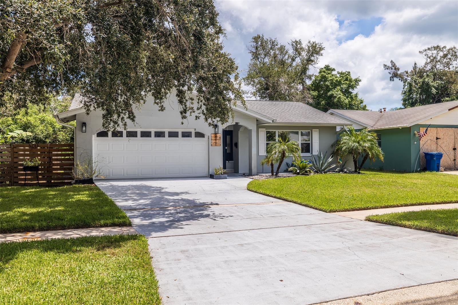 5711 Venetian Blvd NE