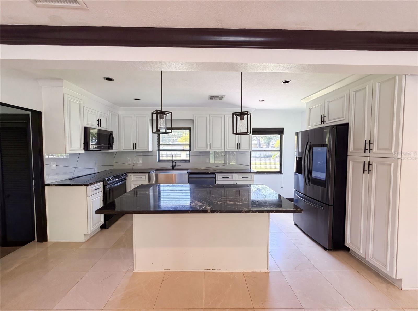 1515 S West Shore Blvd