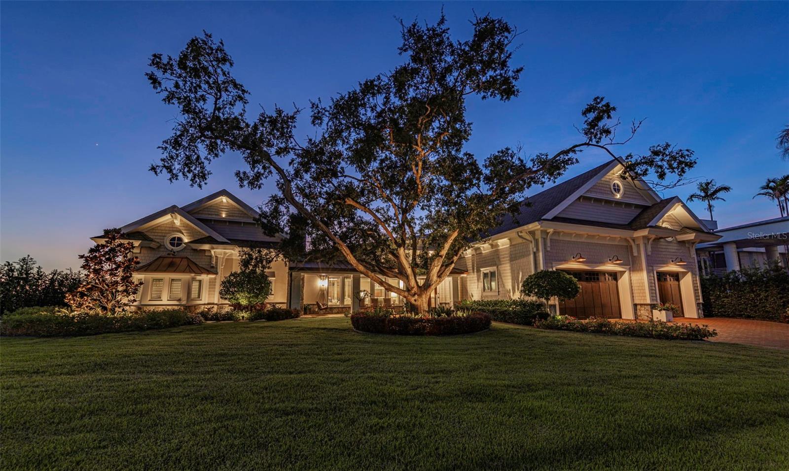 1744 Santa Barbara Dr