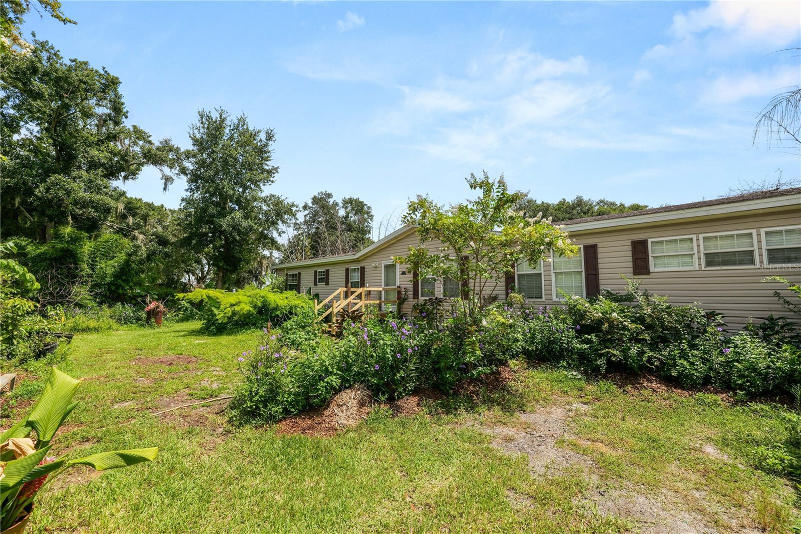 6236 Springwoods Ln