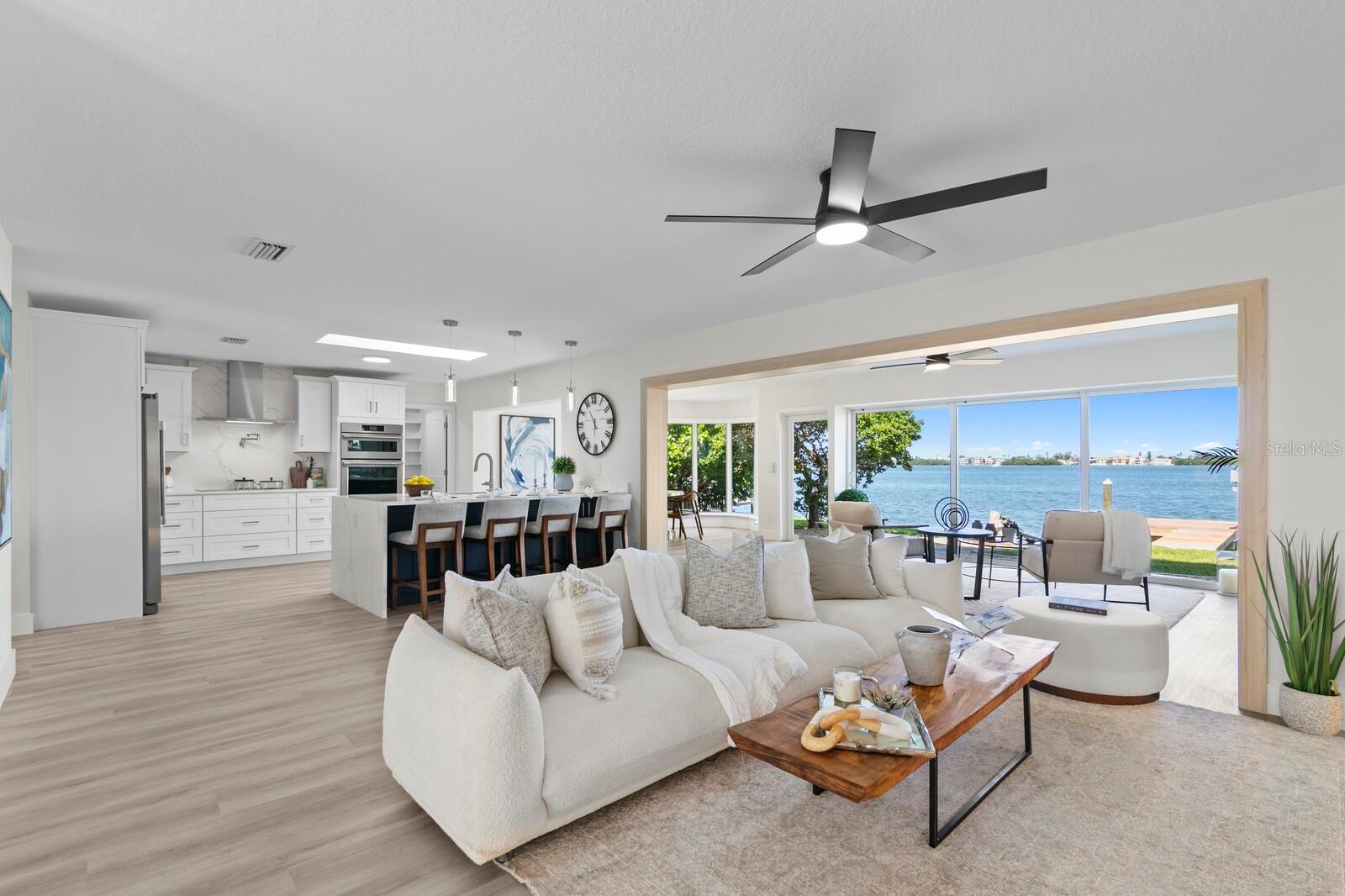 202 Driftwood Ln
