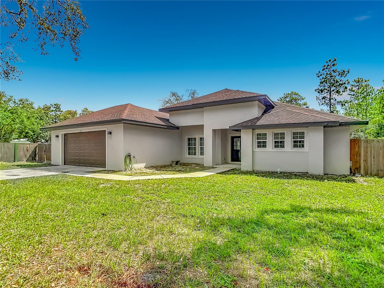 15032 Hummingbird Rd