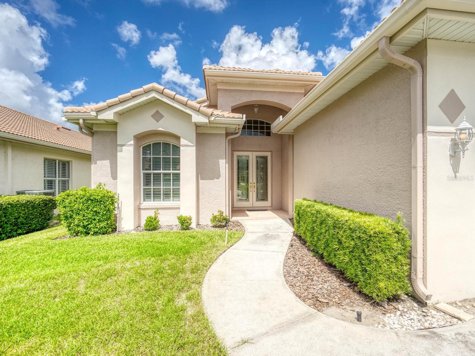 3944 Silk Oak Ln