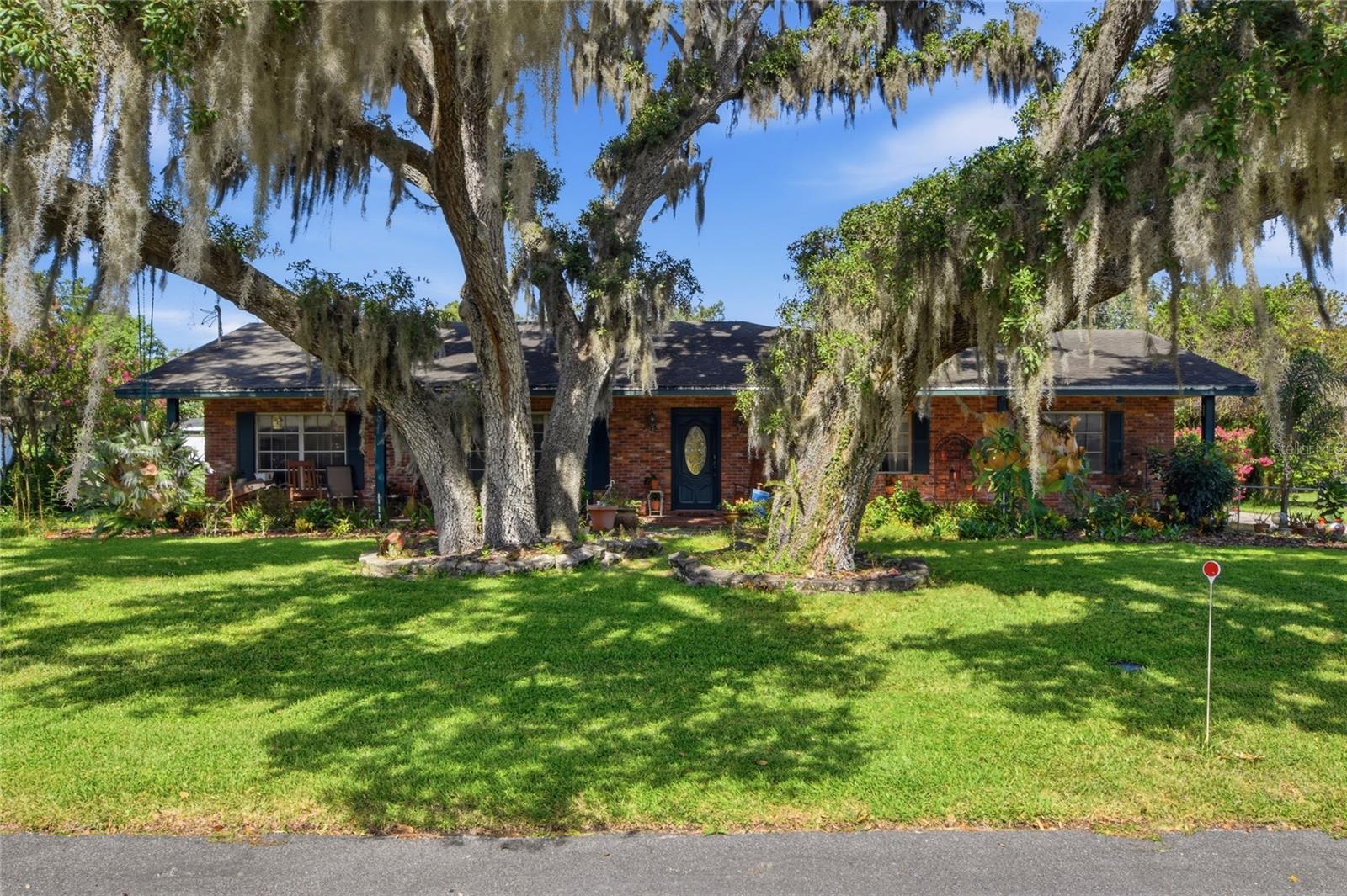 4211 Forest Hills Dr photo 1