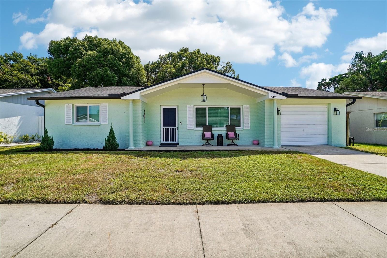 3420 Paloma Dr