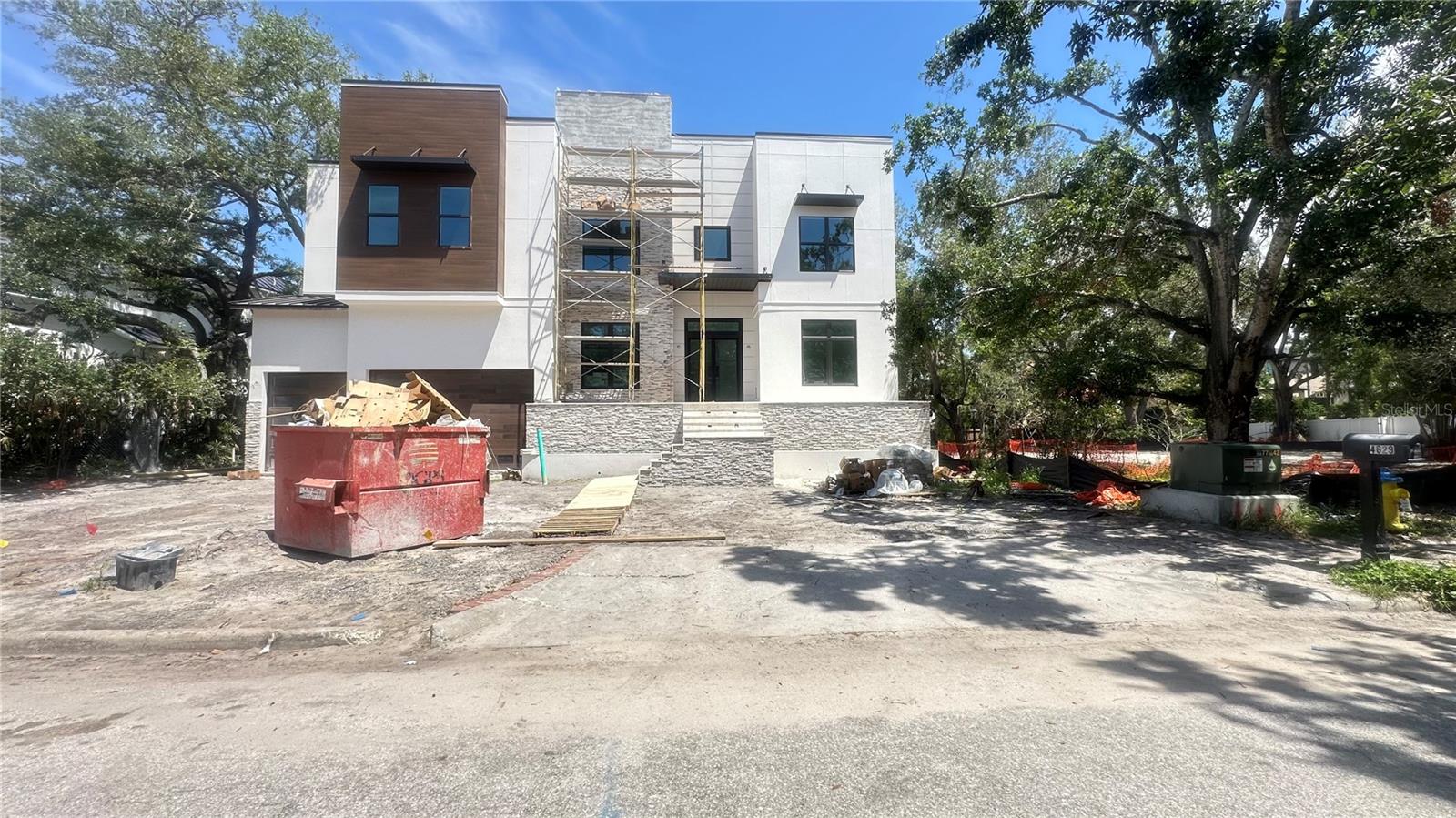 4629 W Longfellow Ave