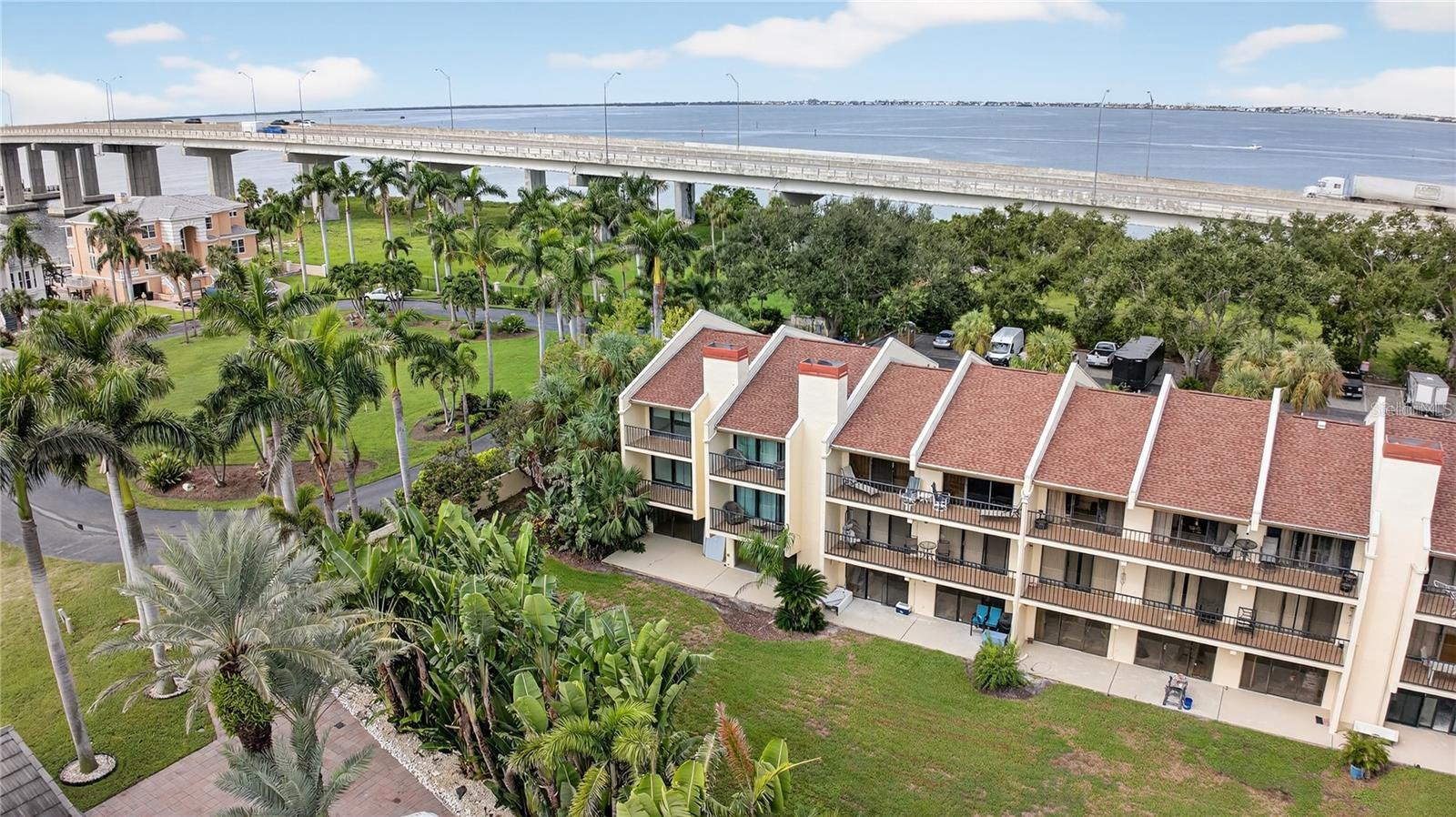 7550 Sunshine Skyway Ln S #P12