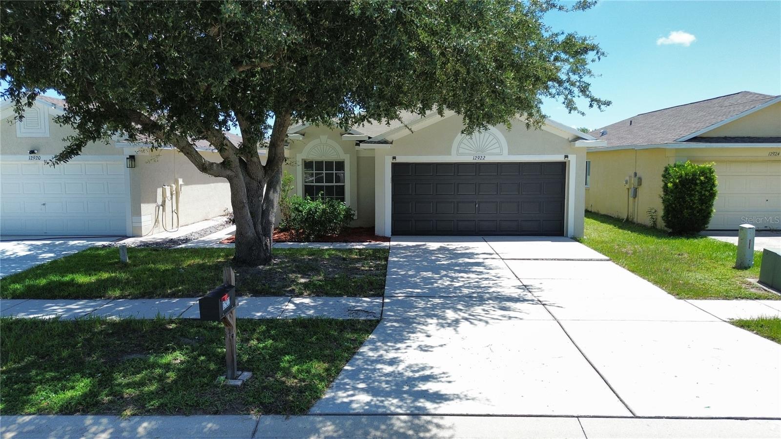 12922 Fieldmoor CT