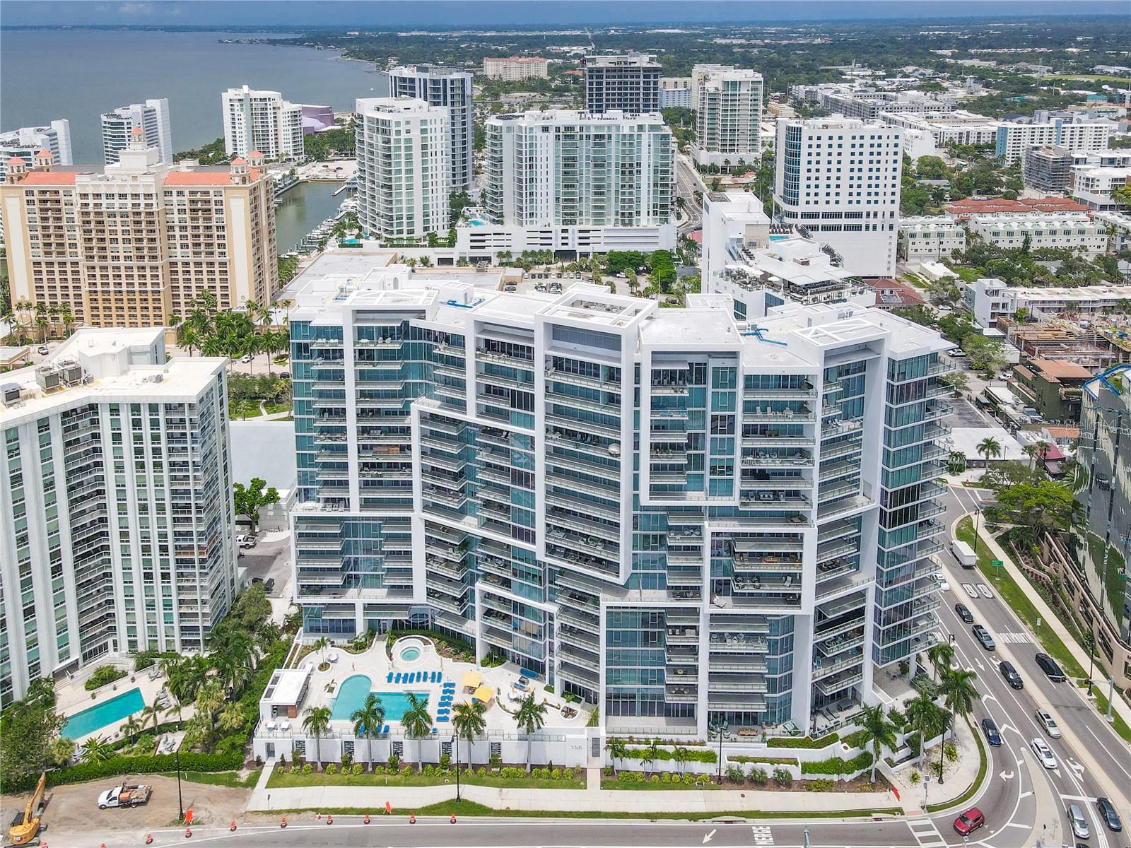 1155 N Gulfstream Ave #806 photo 1