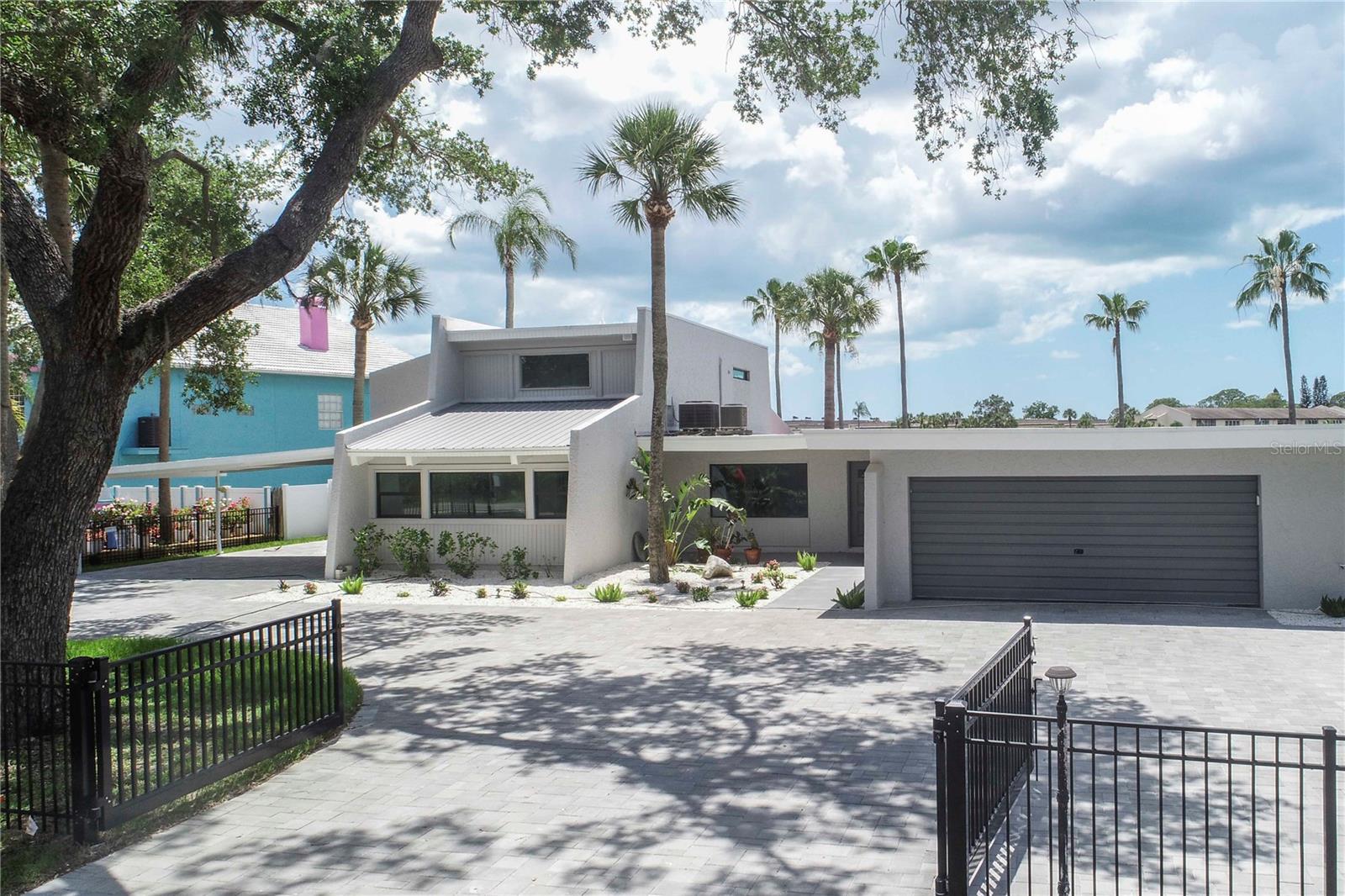 5303 Sea Forest Dr photo 1
