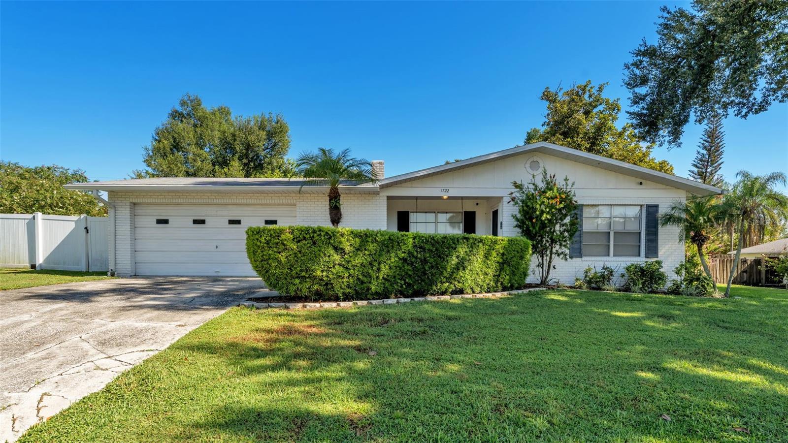 1722 Dooley Ln