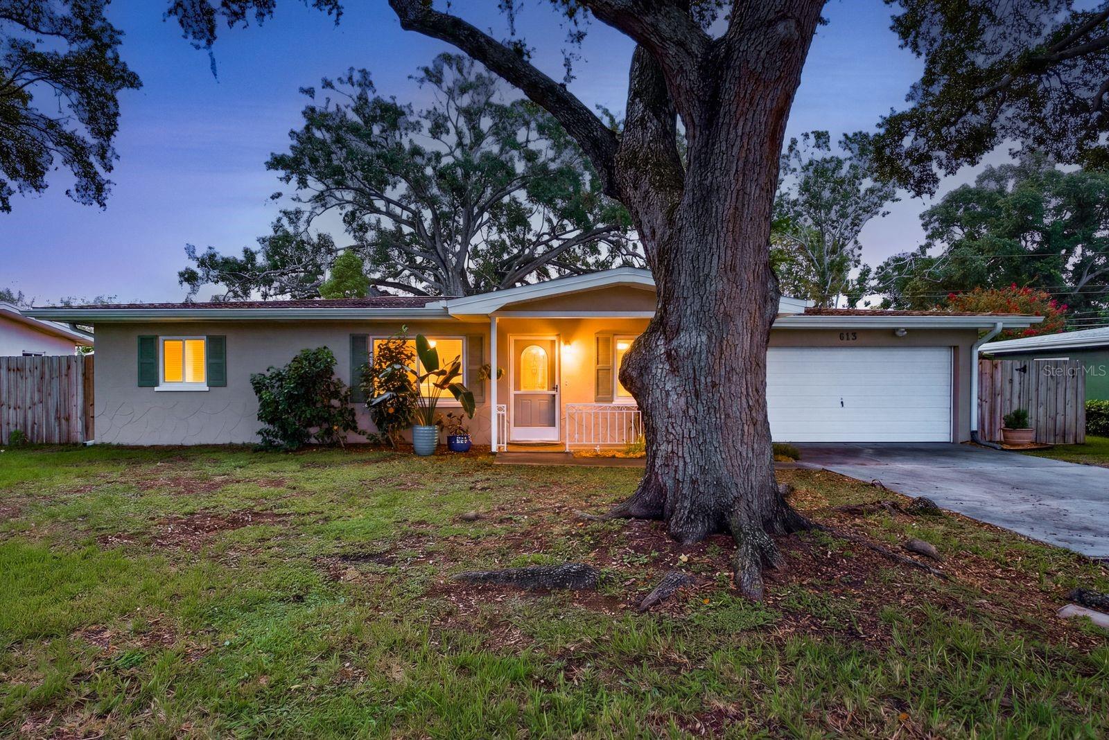 613 Imperial Dr photo 1