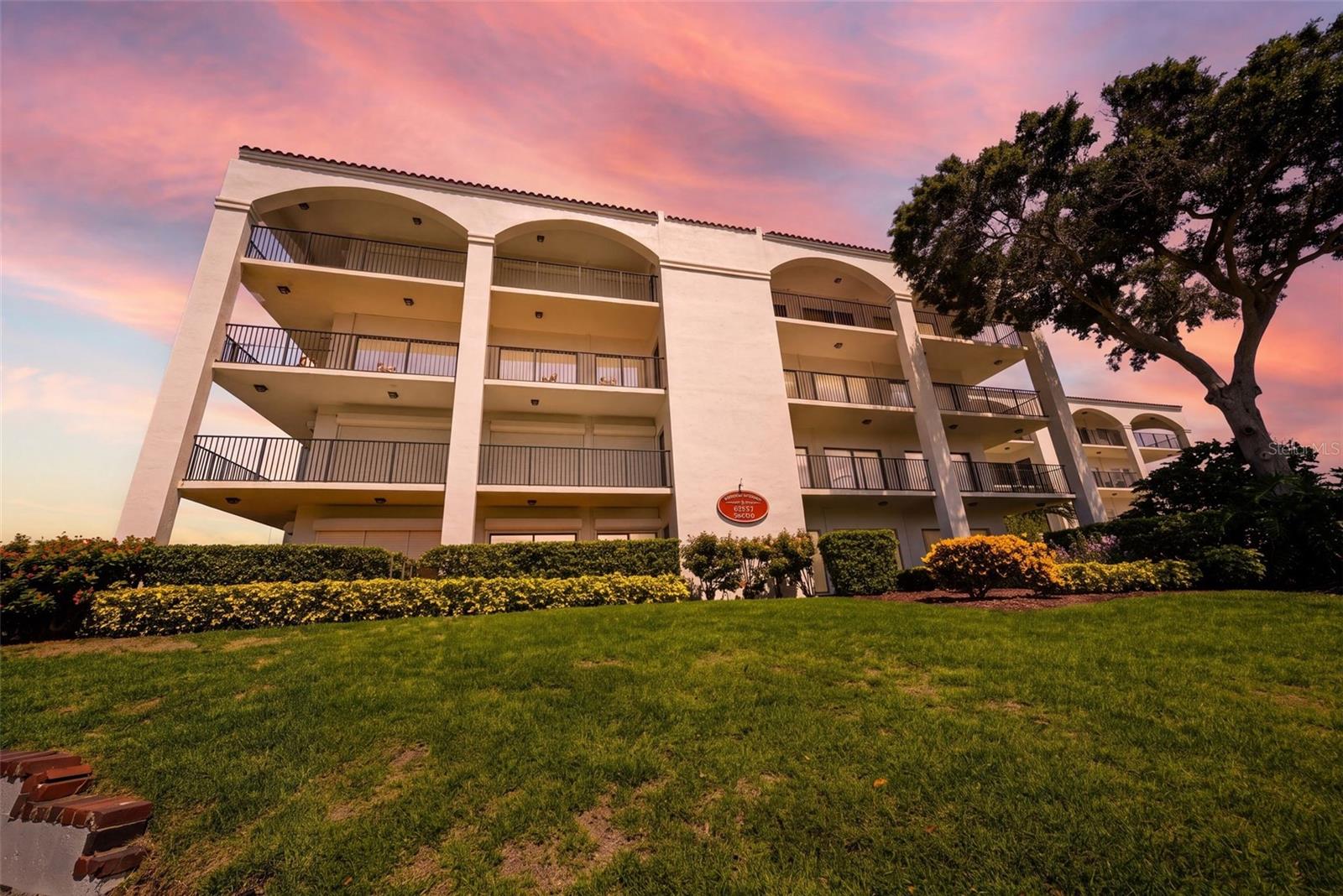 301 Mariner Dr #301
