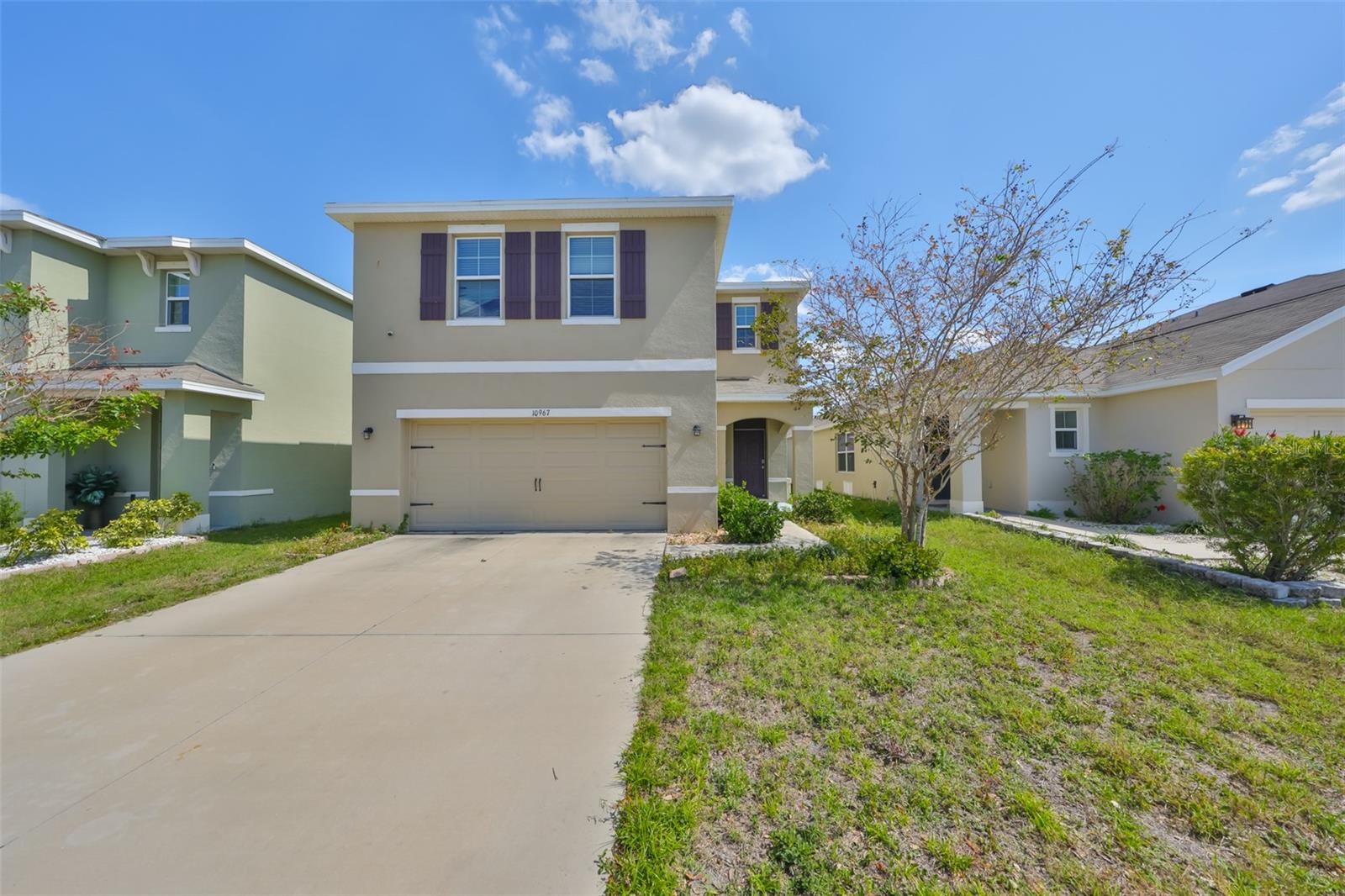 10967 Carlton Fields Dr photo 1