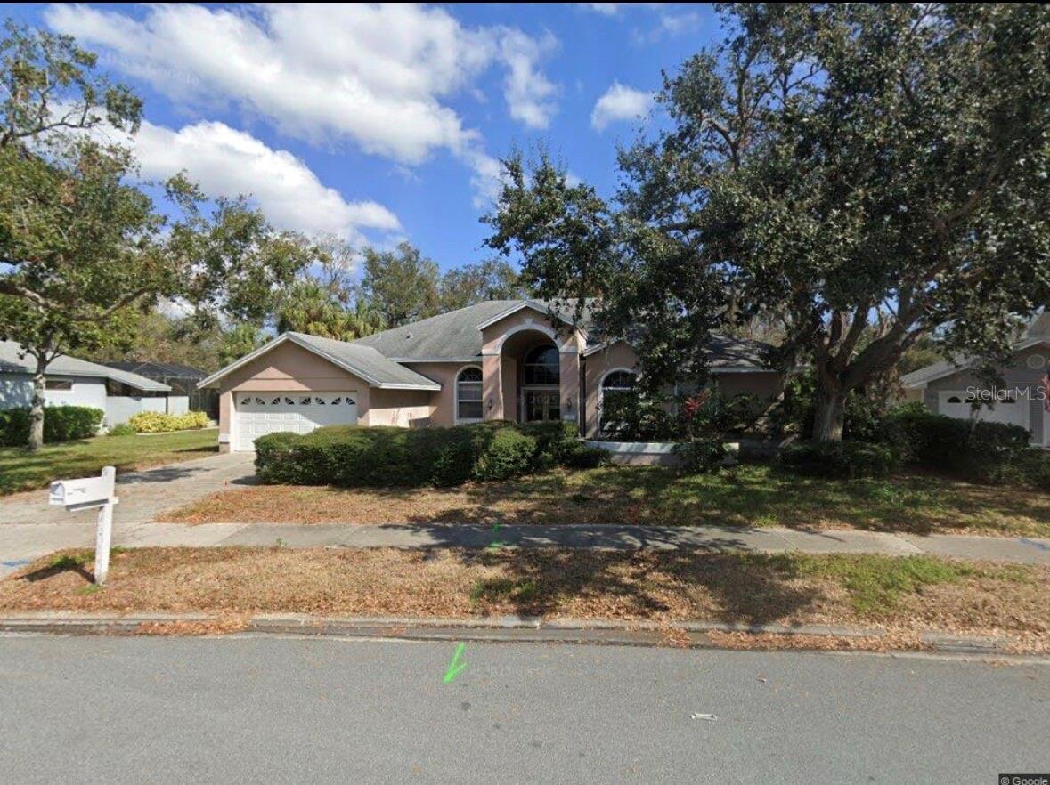 995 Weathersfield Dr photo 1