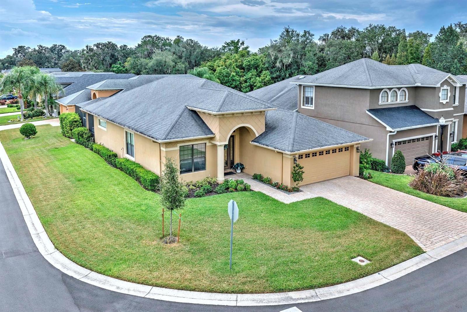 904 Christina Chase Ln