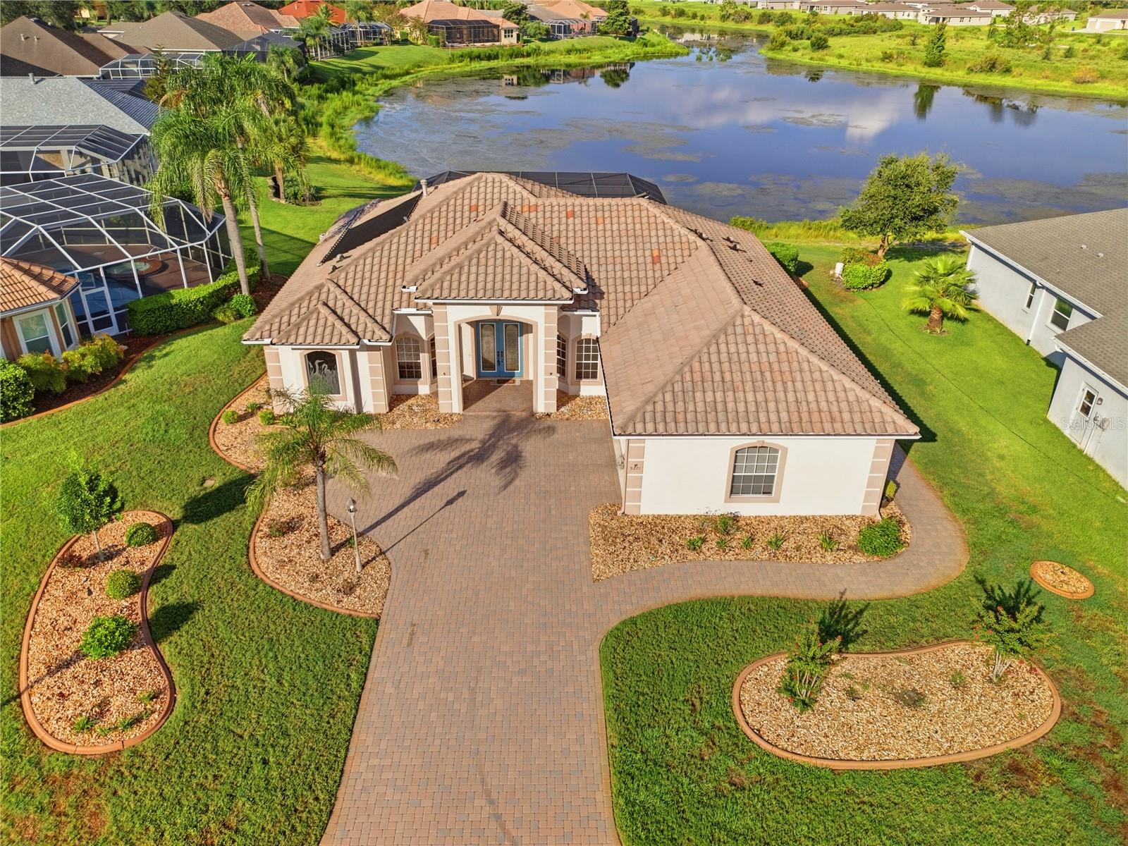 9271 Westshore Dr
