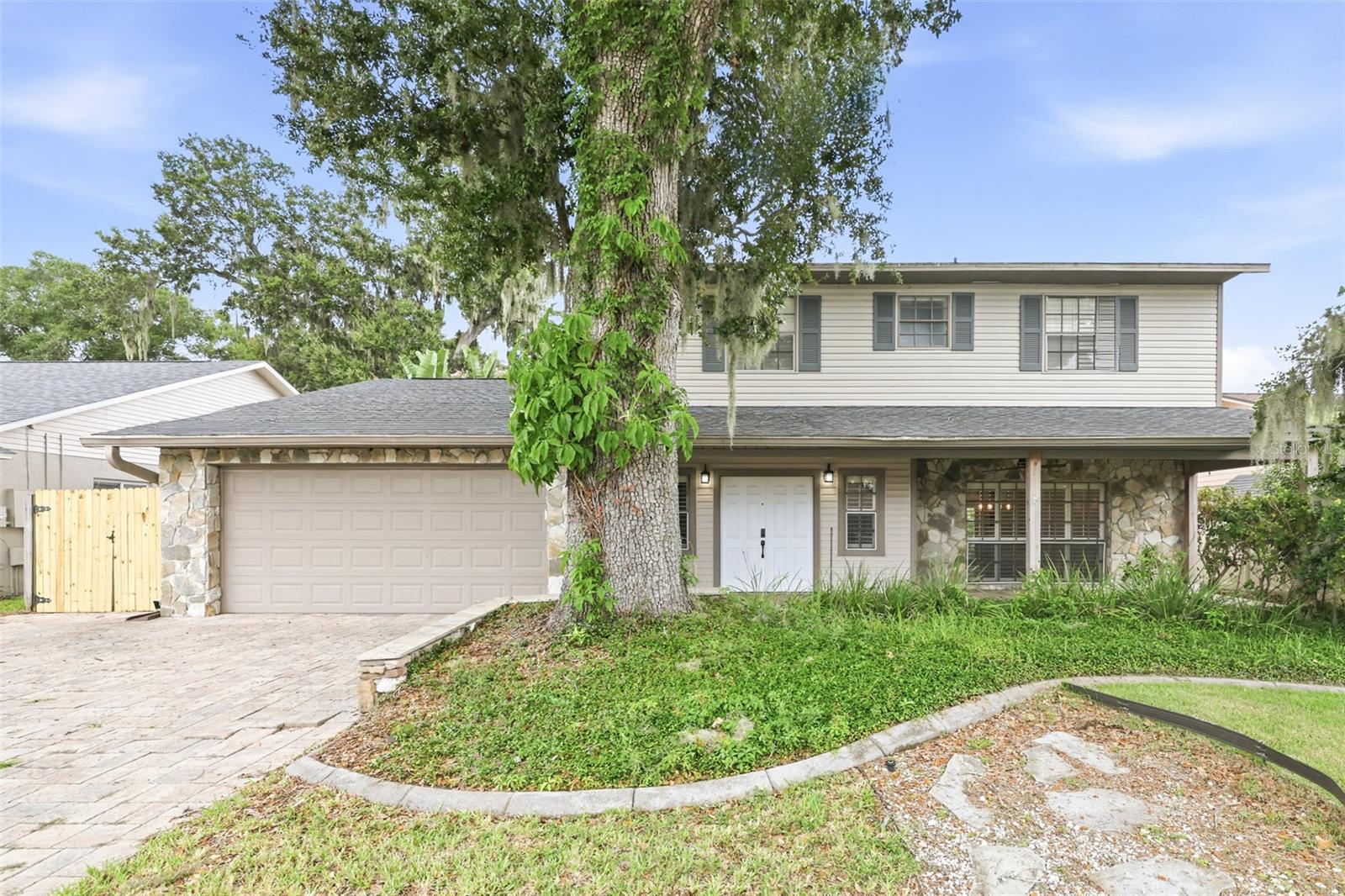 1010 Mallow Way photo 1