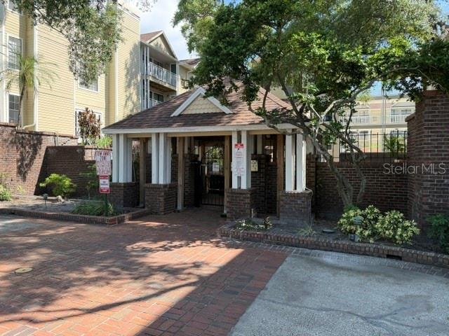 1000 W Horatio St #226