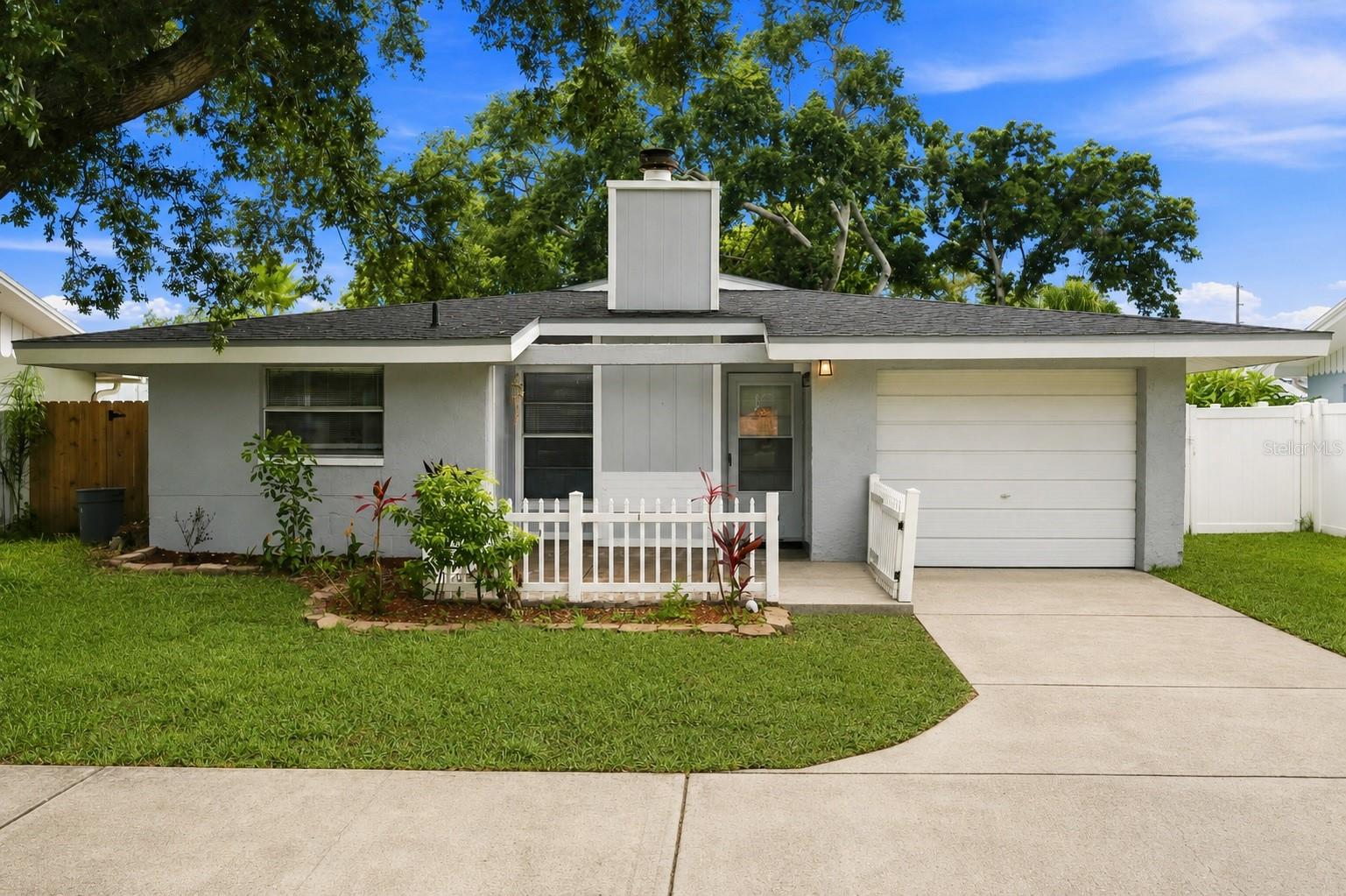 1680 Pinehurst Rd