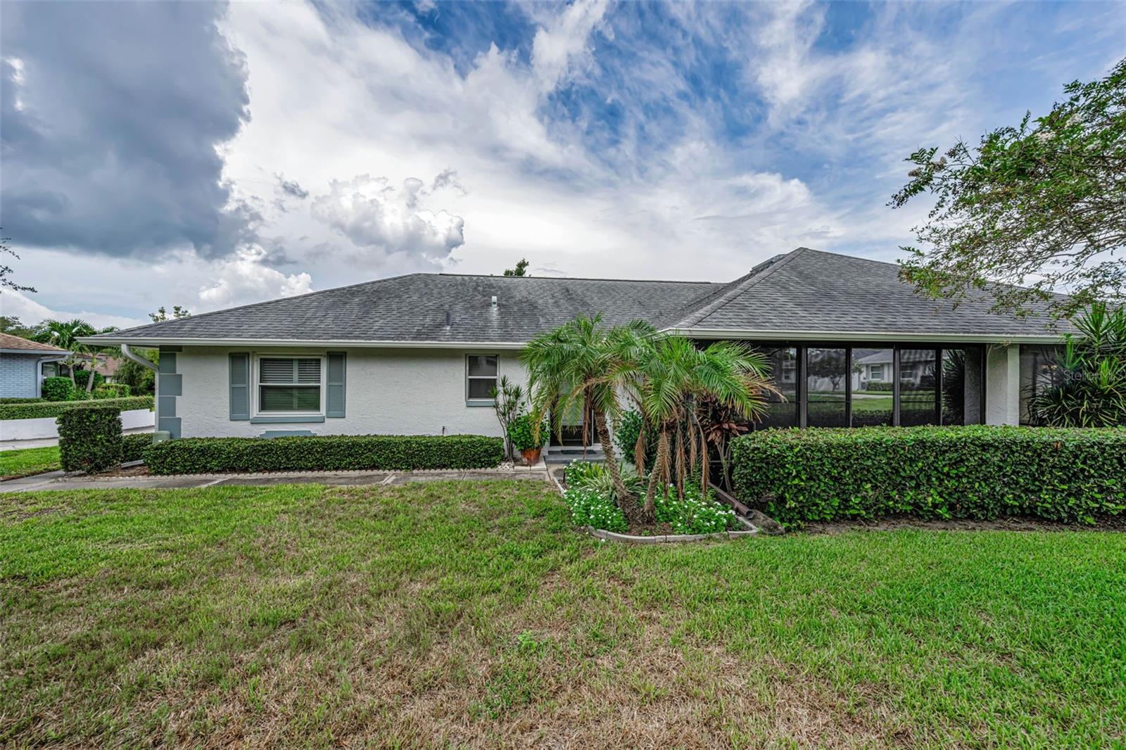1251 Sutherland CT