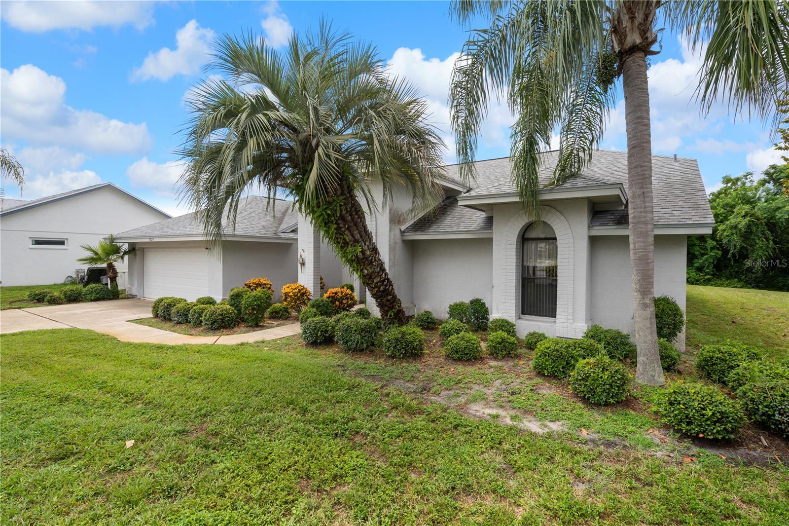 3225 Glenwood Cir