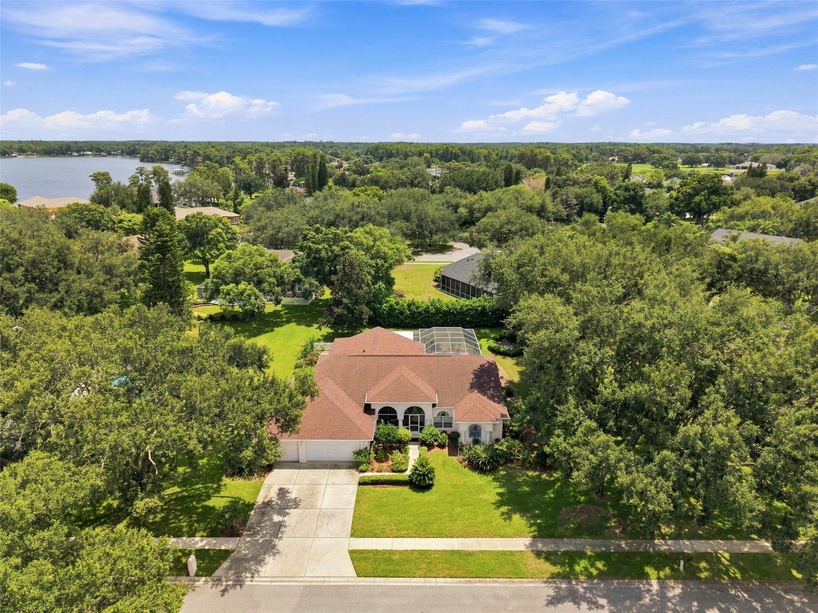 1518 Fishing Lake Dr