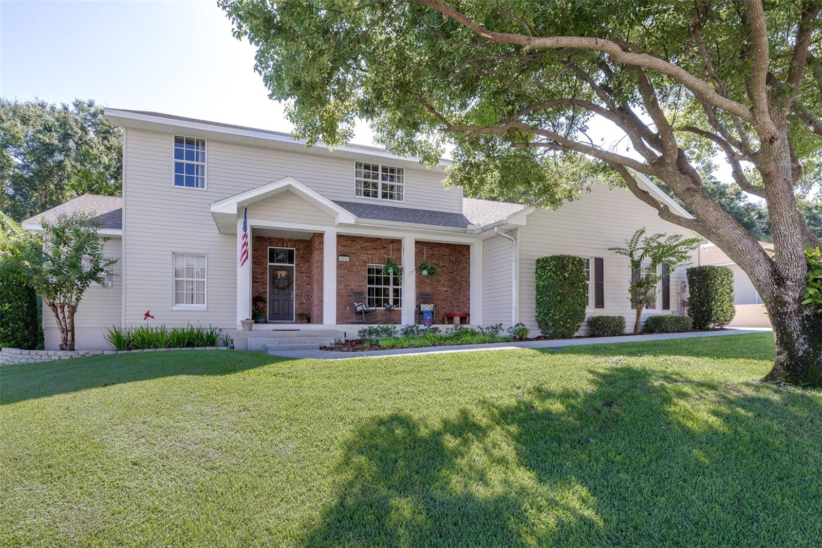 1016 S Lake Mariam Dr photo 1