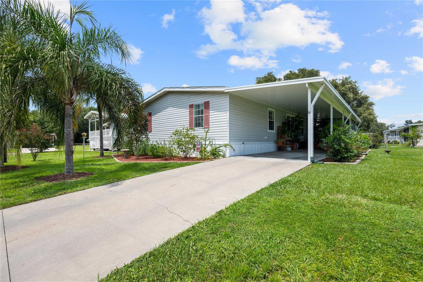 38417 Monet Dr photo 1