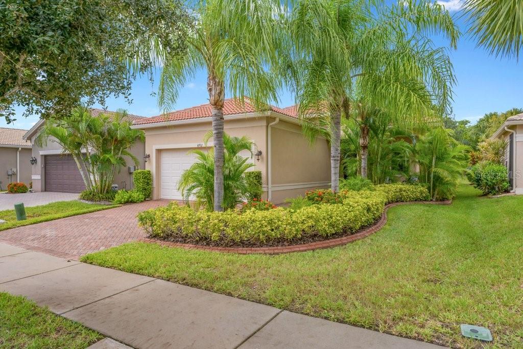 4952 Sandy Glen Way photo 1