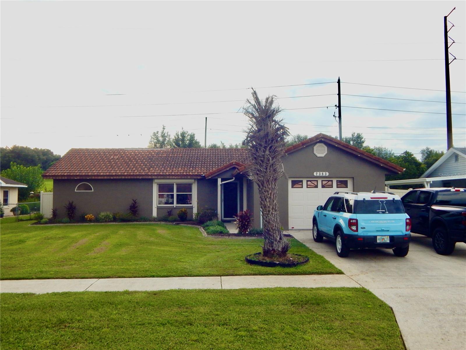 7353 Applegate Dr