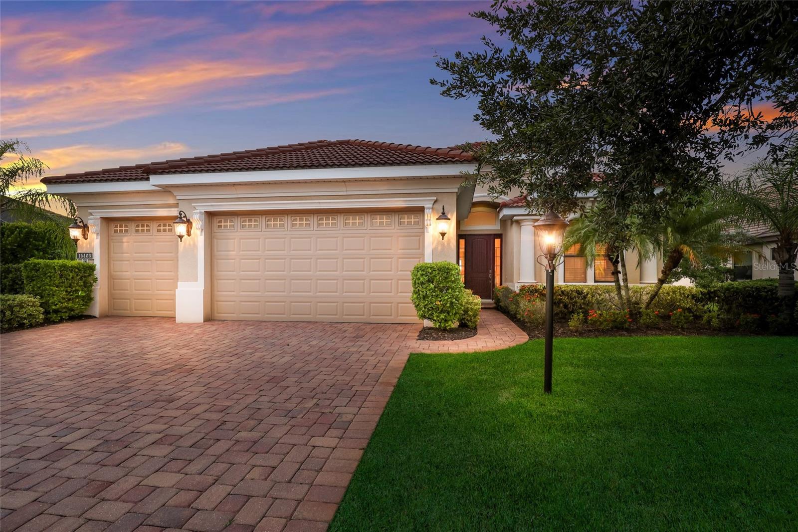 15403 Helmsdale Pl photo 1