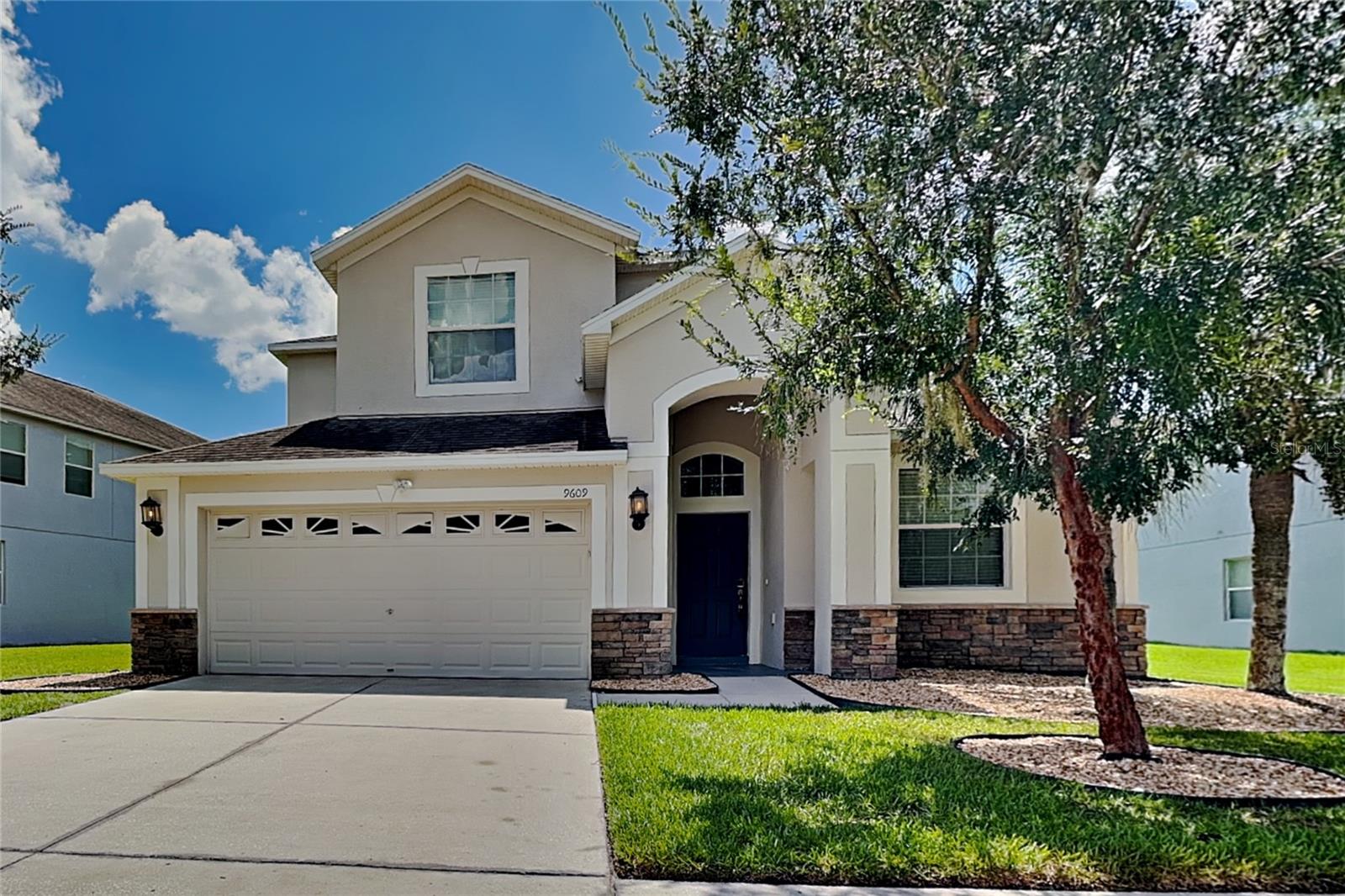 9609 Royal Fern CT photo 1