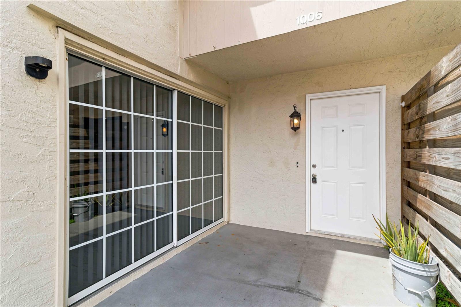 1006 Longfellow CT
