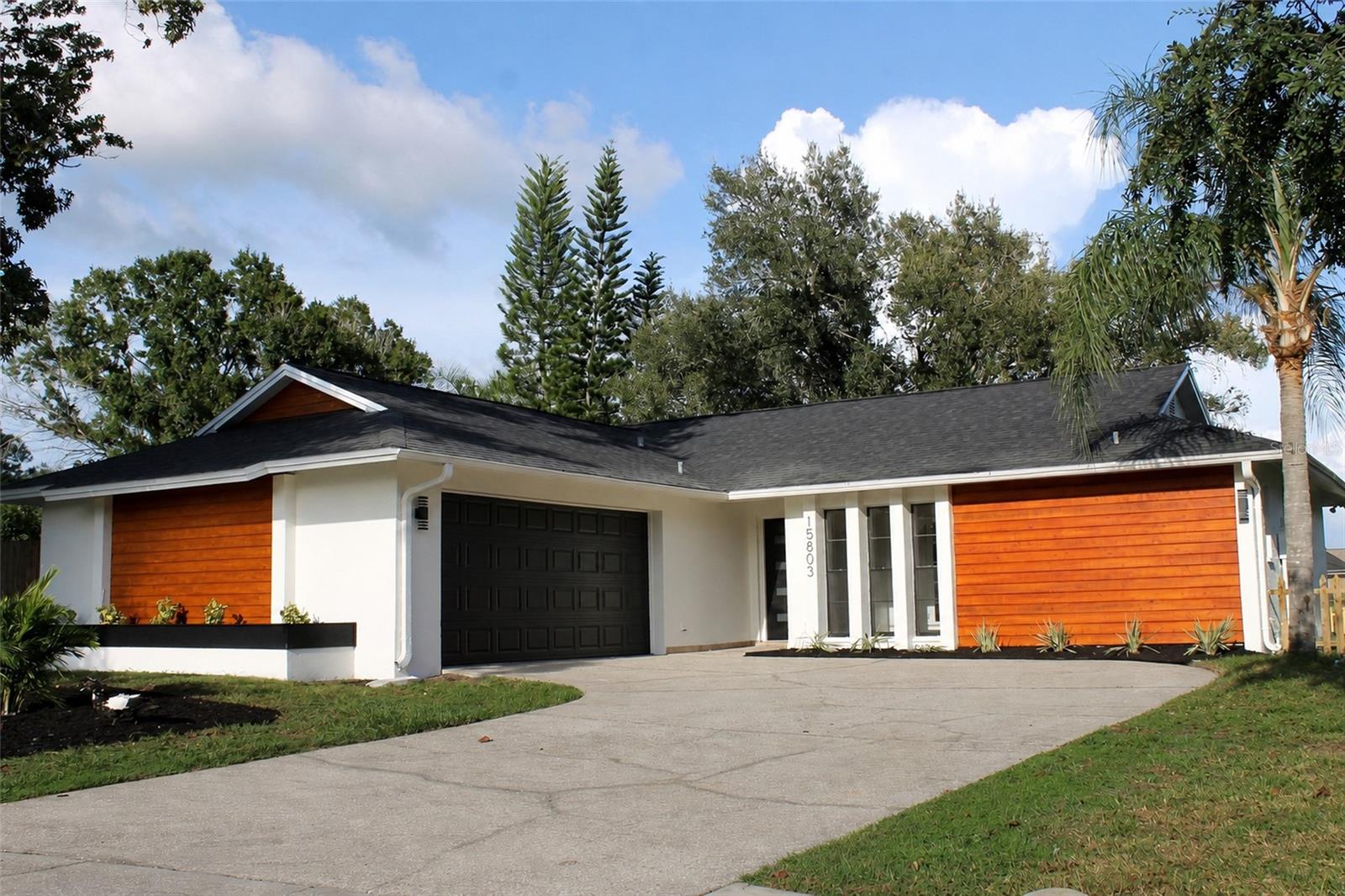 15803 Ironware Pl photo 1