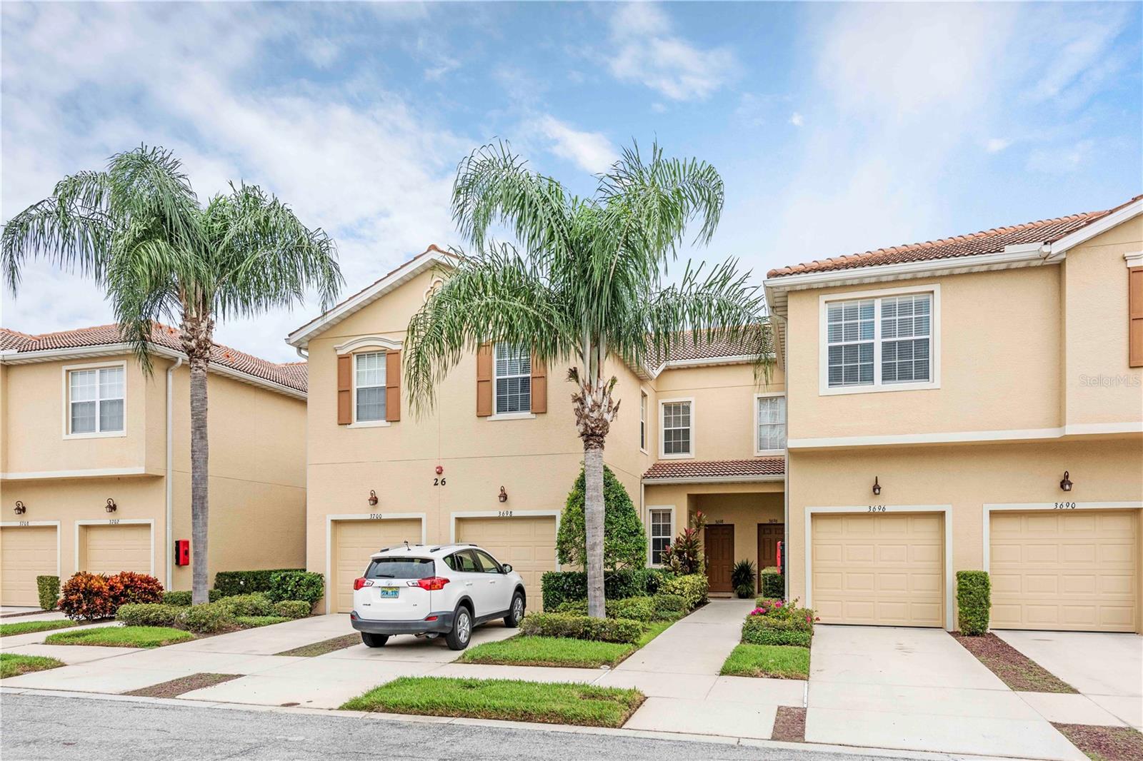 3698 Parkridge Cir #26-104 photo 1