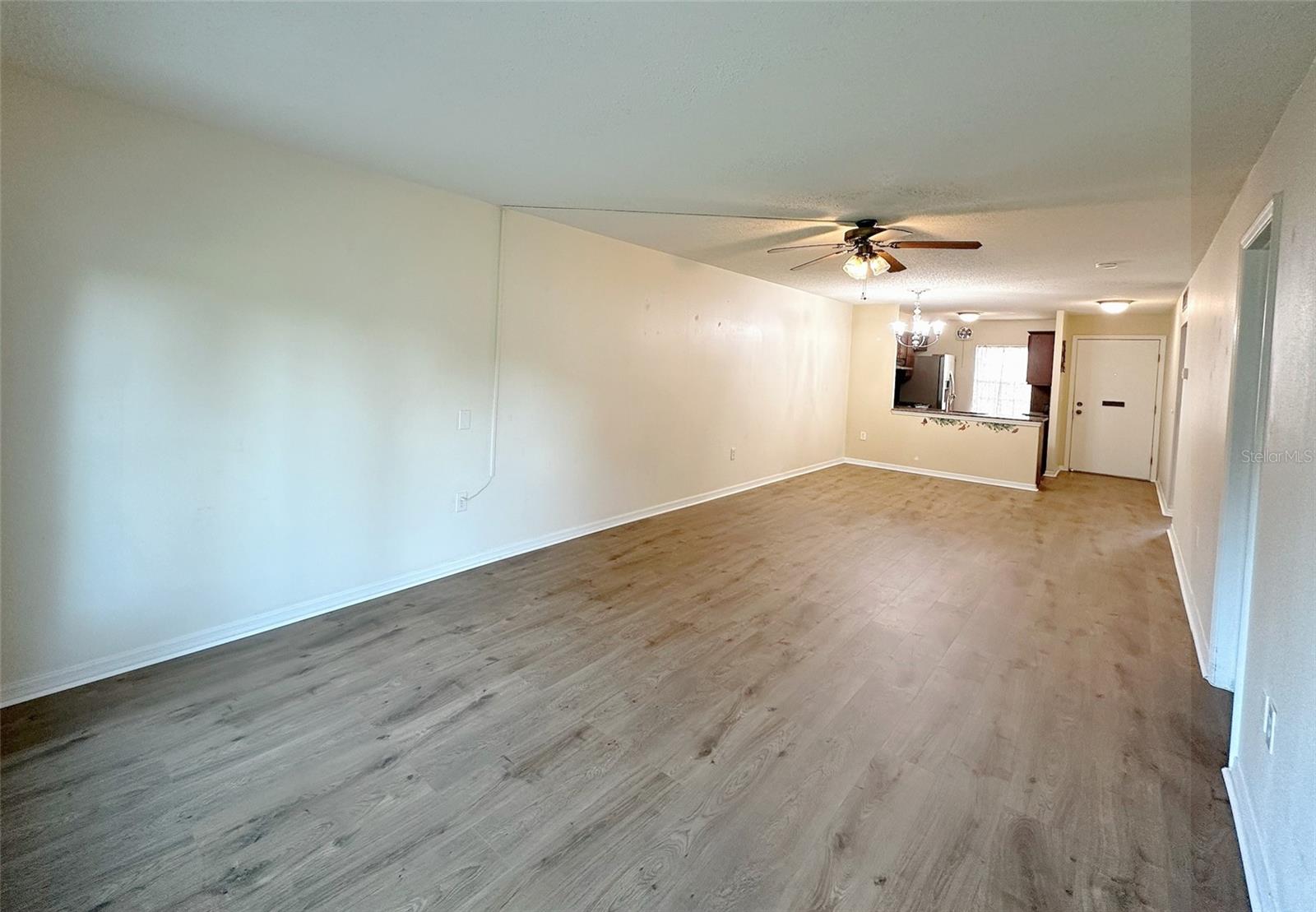 1279 Mission Hills Blvd