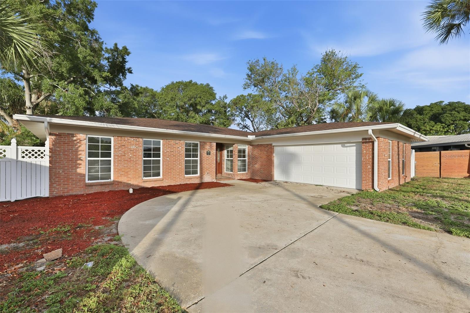 8410 Lava Pl
