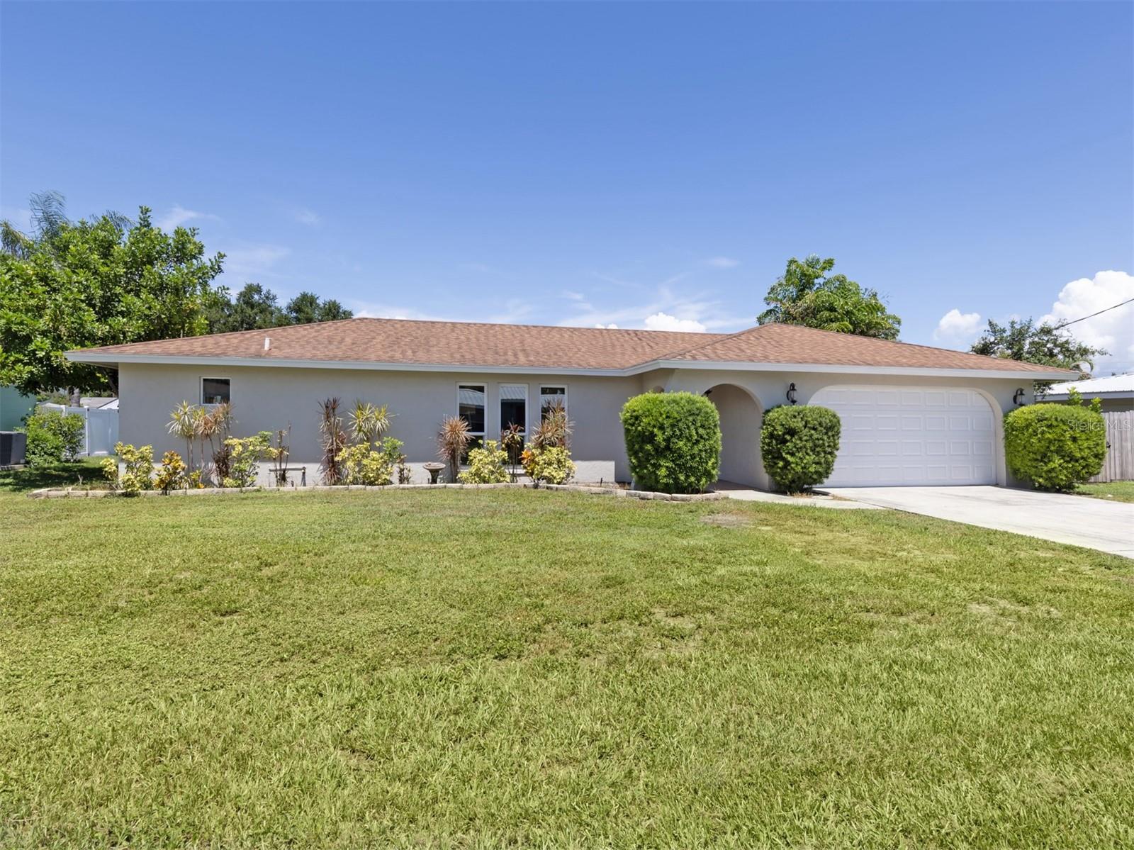 2161 Inner Cass Cir photo 1