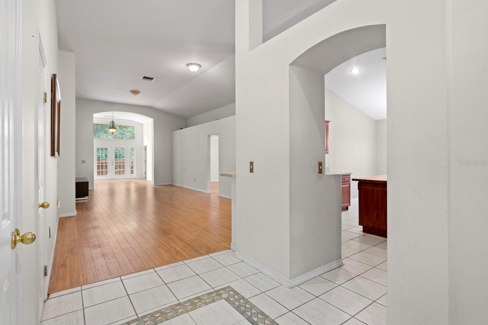 10420 Springrose Dr