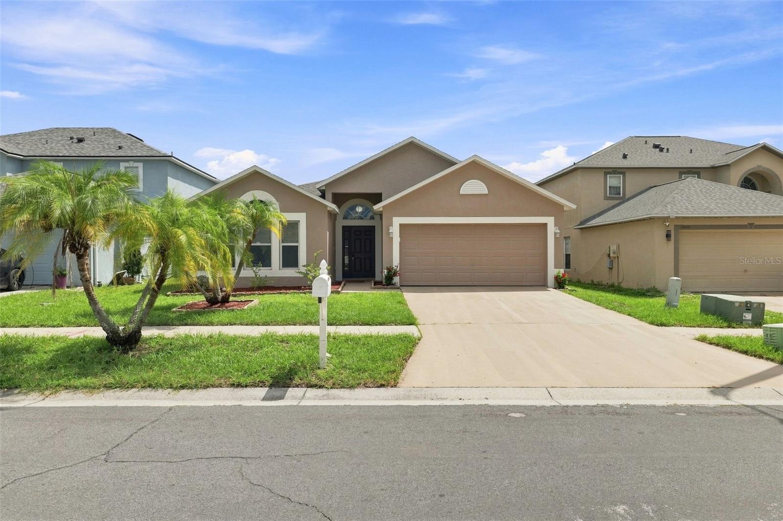 12639 Lake Vista Dr photo 1