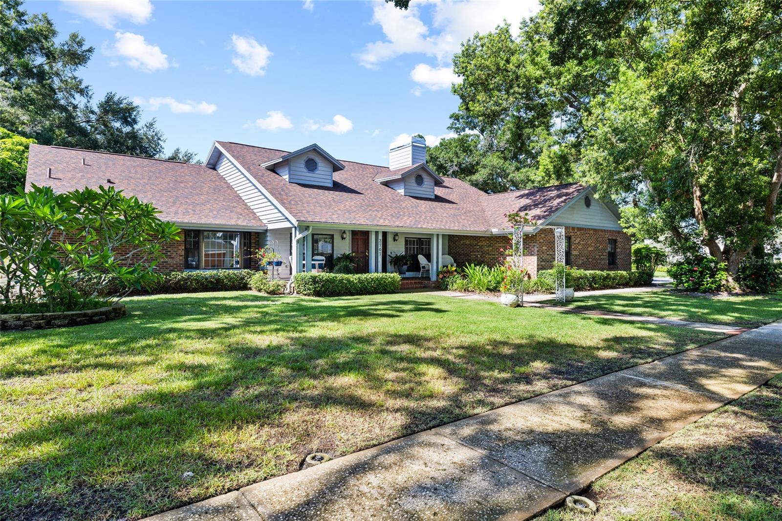 2707 Westchester Dr N