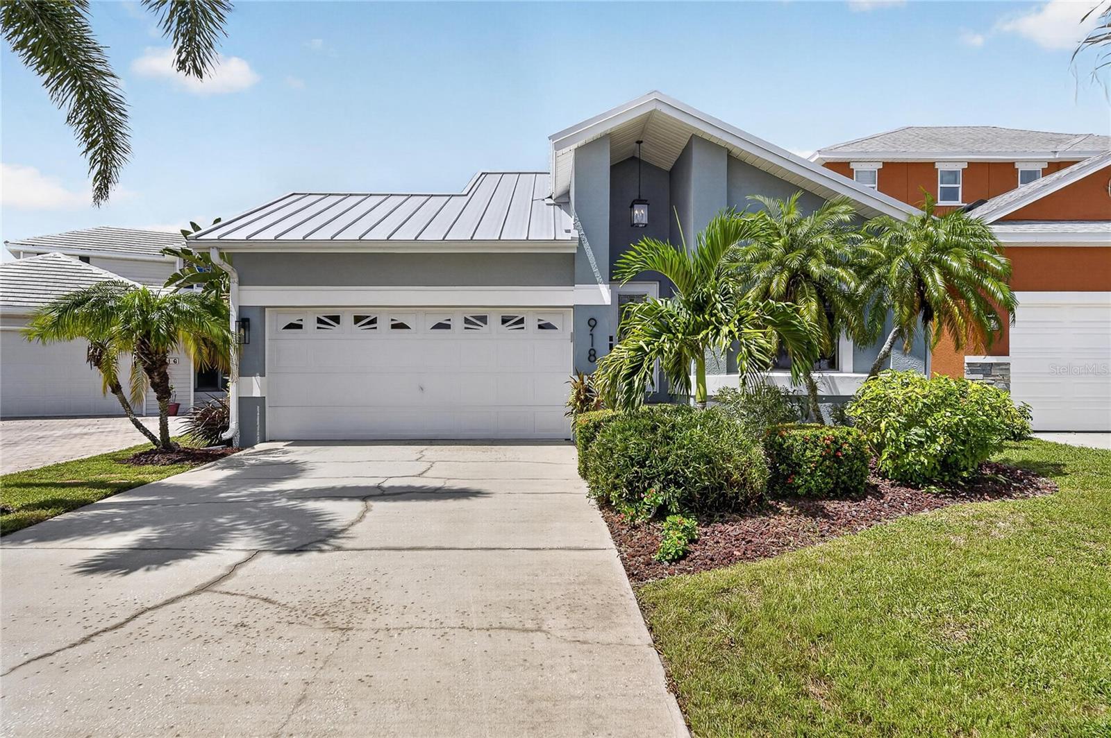 918 Shagos Dr