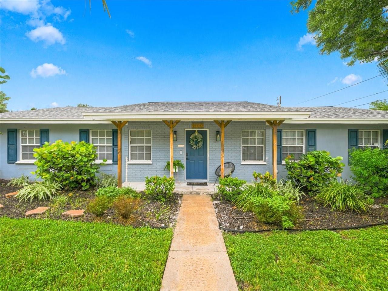 1700 Duncan CT photo 1