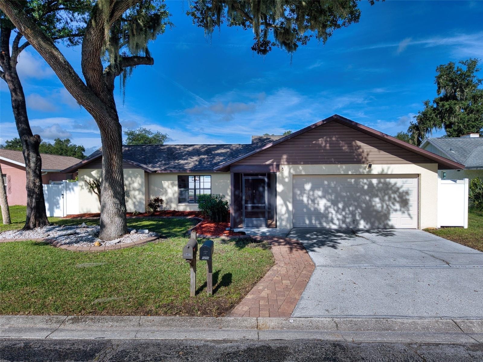 5456 81st Avenue Cir E