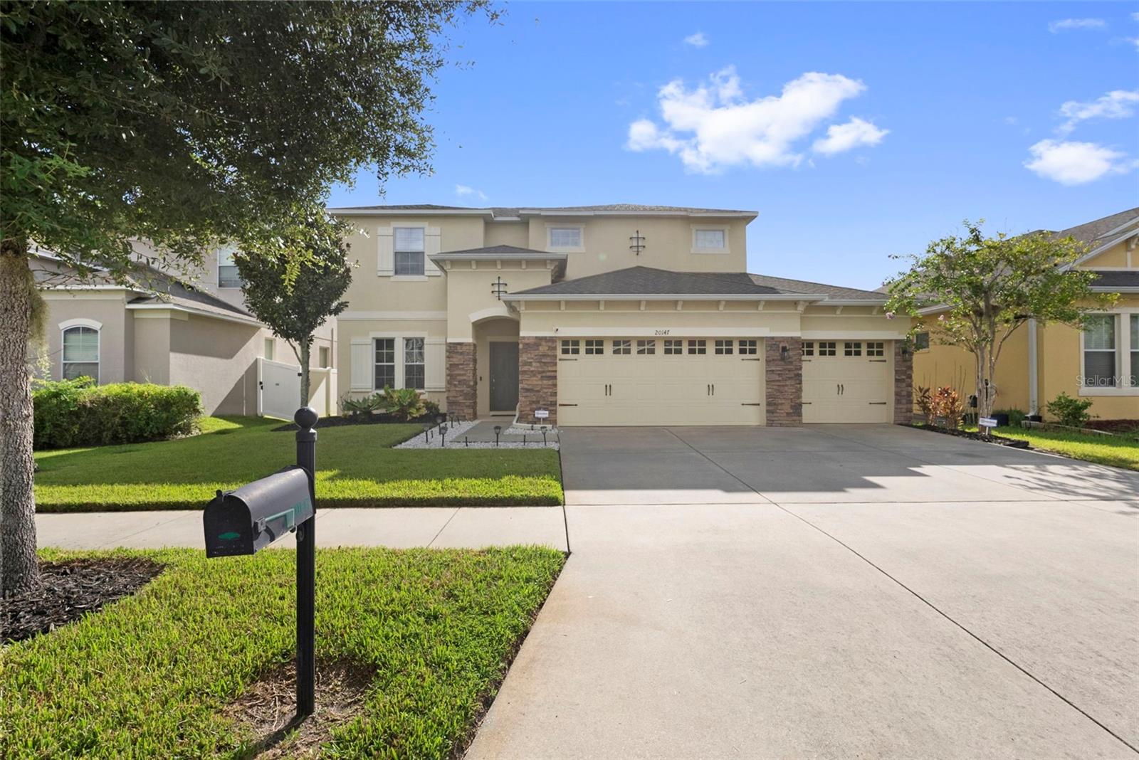 20147 Oakflower Ave