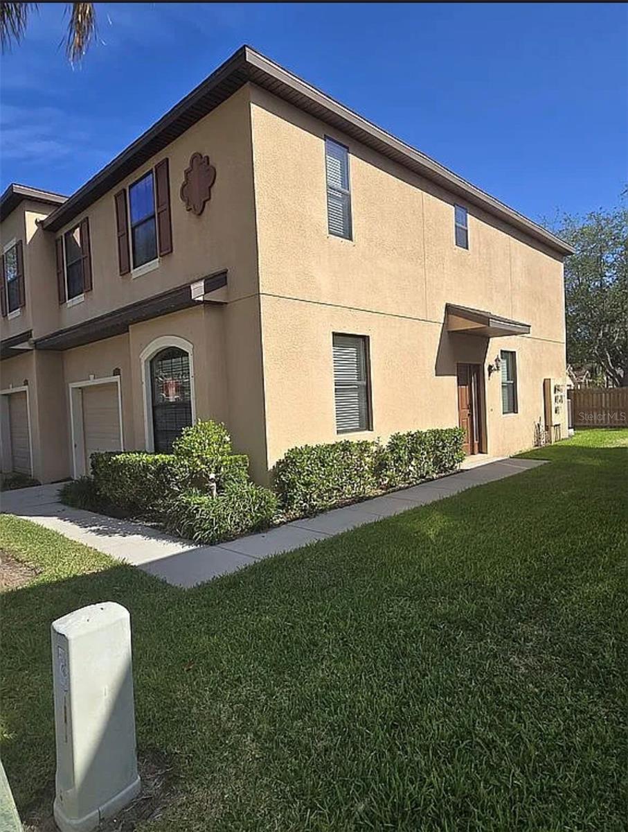 10259 Villa Palazzo CT