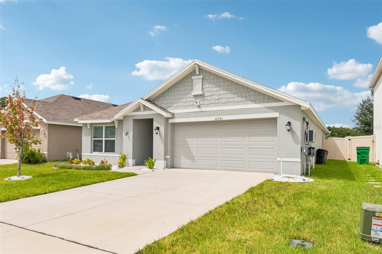 36945 Goffaux Loop photo 1